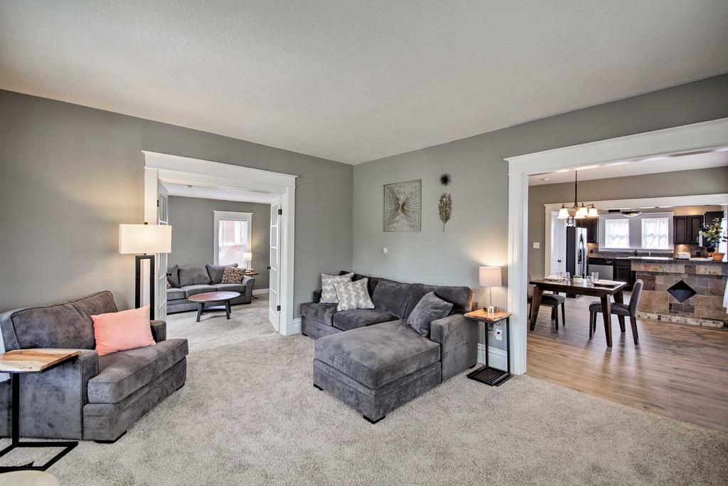 Lakeside Garden Home - 1 Mile To Main Street! - thumb 0