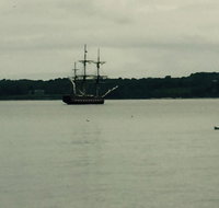 Large Modern Private Suite by the Sea - Accommodation Rooms