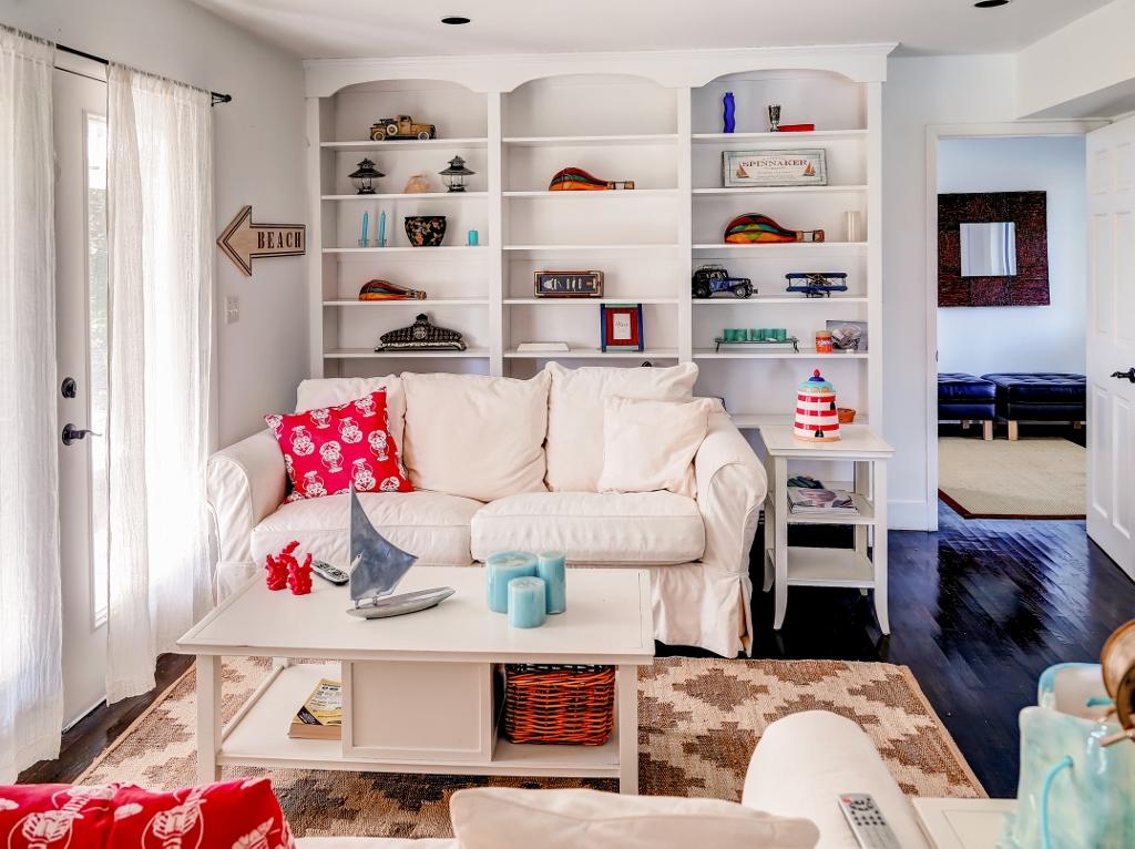 Lavish Southampton House With Private Beach And Pool! - thumb 3