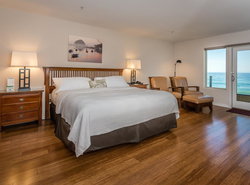 Little Sur Inn