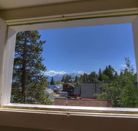 Lofted Attic in the Governor's Mansion - Accommodation Rooms