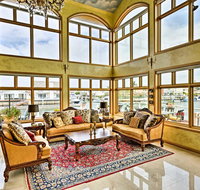 Luxe Waterfront Oxnard Getaway with Private Hot Tub! - Accommodation Rooms