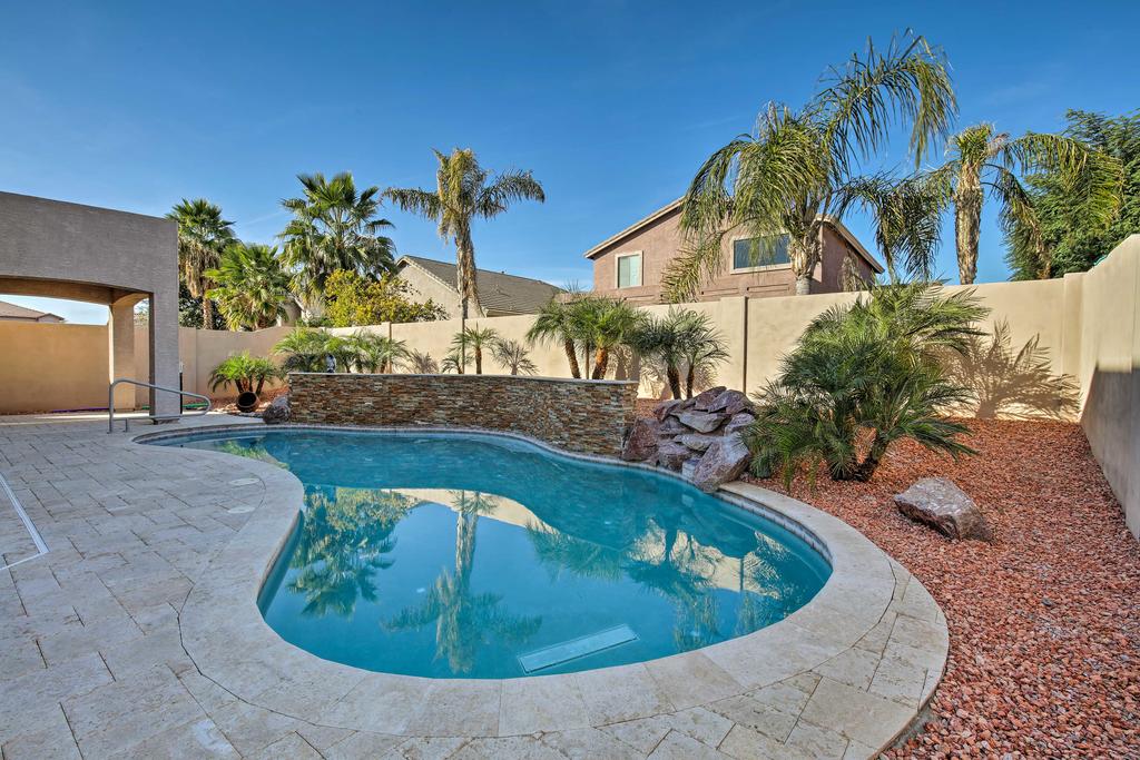 Luxurious Home With Pool, 2 Mi To Surprise Stadium! - thumb 0