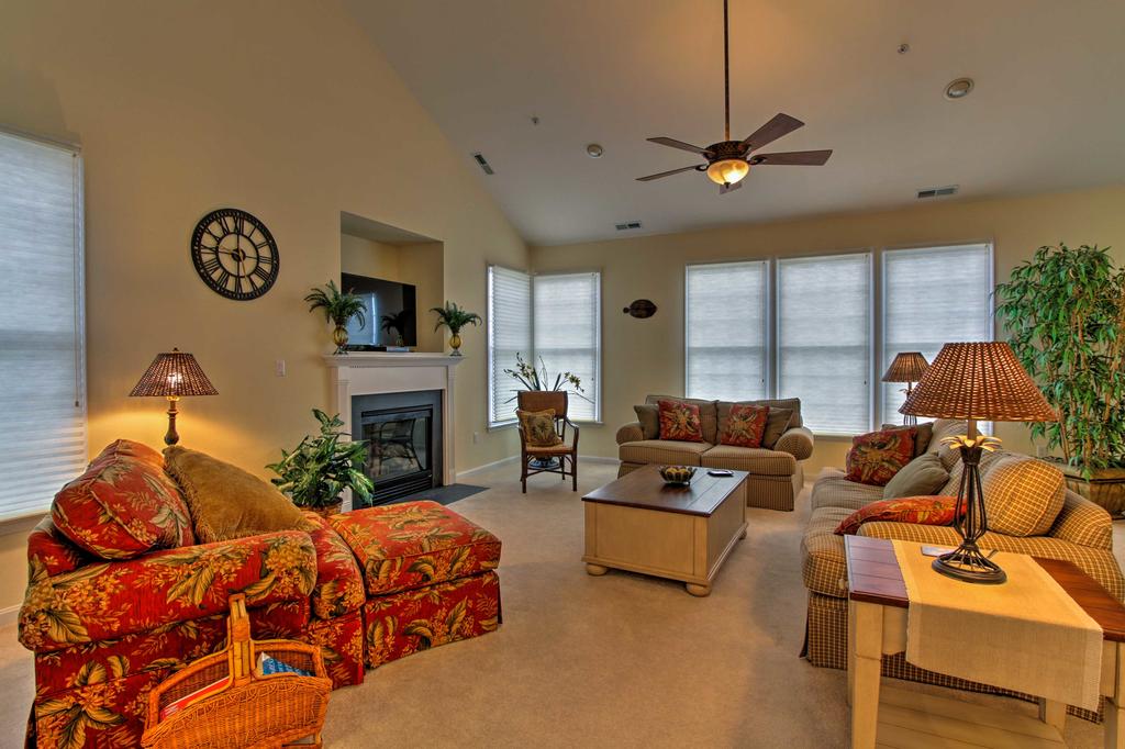 Luxury Bethany Beach Condo With Pool On Golf Course - thumb 3