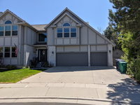 Luxury Home Near World Class Skiing Biking Hiking Fishing Golf Hot Tub Accommodation Rooms