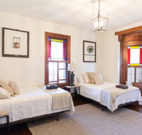 Luxury Living in Historic Downtown Home - Accommodation Rooms