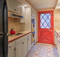 Luxury Resort Home with Patio in Shenandoah Valley! - Accommodation Rooms