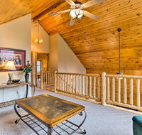 Maggie Valley Cabin with Private Hot Tub & Game Room! - Accommodation Rooms
