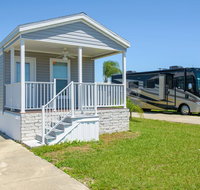 Majestic Oaks RV Resort - Accommodation Rooms