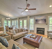 Massanutten Family Retreat - Ski, Golf, Hike! - Accommodation Rooms