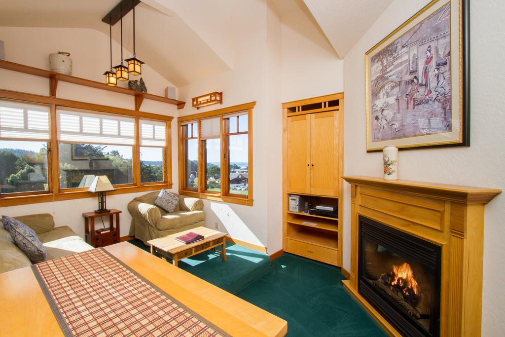 Mendocino View East - thumb 1