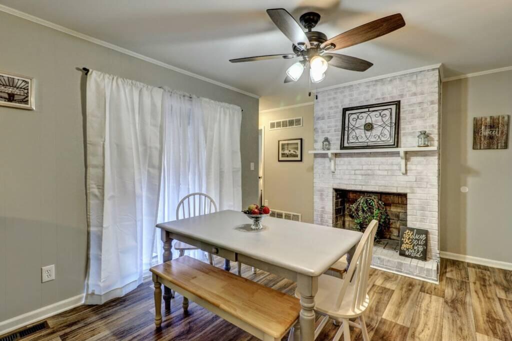 Minutes Away From Six Flags Sg - thumb 2