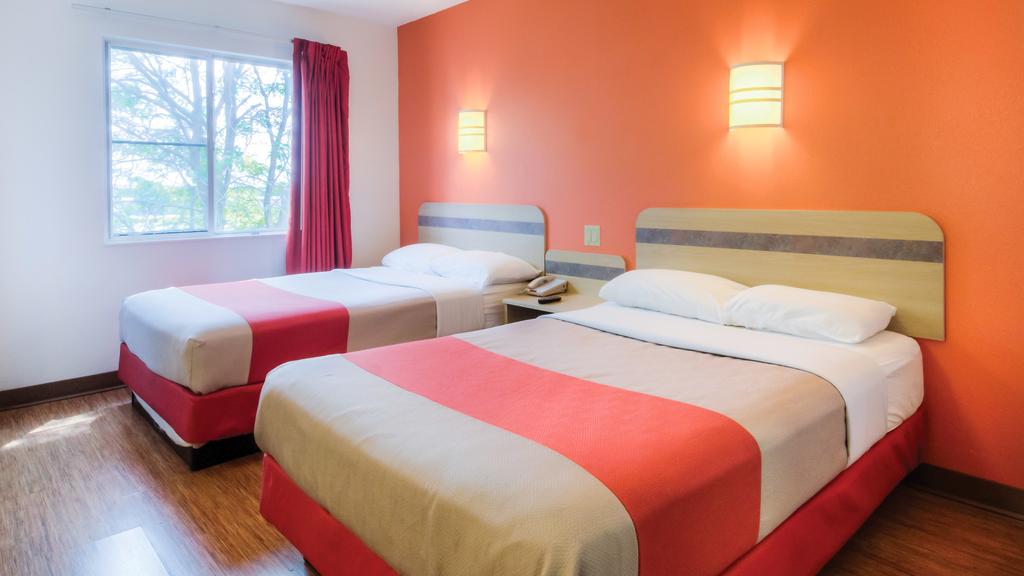 Motel 6-Junction, TX - thumb 2