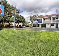 Motel 6-Petaluma CA - Accommodation Rooms