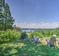Mountain Home Apt with Fire Pit and Norfork Lake Views - Accommodation Rooms