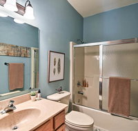 Mountaintop Home with Views, 36 Miles to Asheville! - Accommodation Rooms