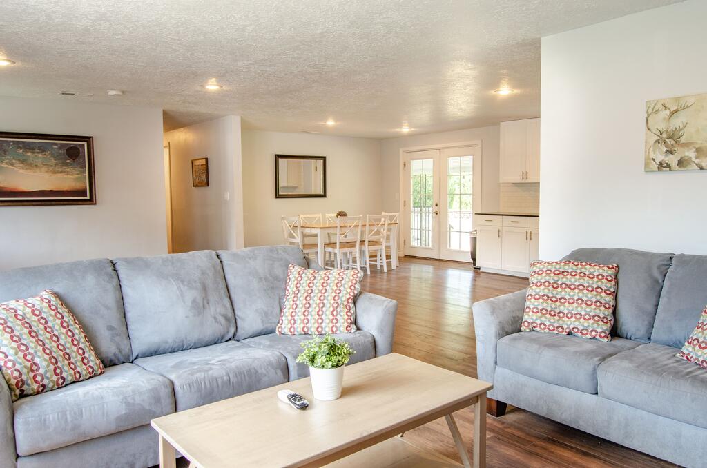 Never Stop Exploring- 3 Bedroom 2 Bath Home Of Duplex, Close To Zion, Bryce, And Brianhead - thumb 1