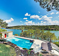 New Listing! Mid-Century Modern Lake House W/ Pool Home - Accommodation Rooms