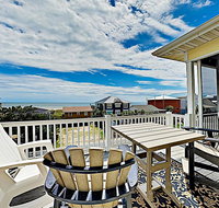 New Listing! Spacious Beach Home W/ Tiki Room Home - Accommodation Rooms