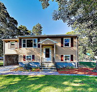 New Listing! Wooded Retreat W/ Firepit - Near Beach Home - Accommodation Rooms