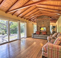 NEW-Los Altos Home on 1 Prv. Acre by the Foothills - Accommodation Rooms