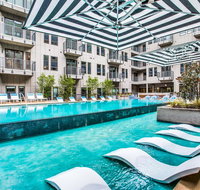 North of Magnolia Avenue Condos by Barsala - Accommodation Rooms