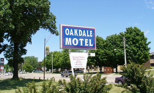Oakdale Motel - thumb 0