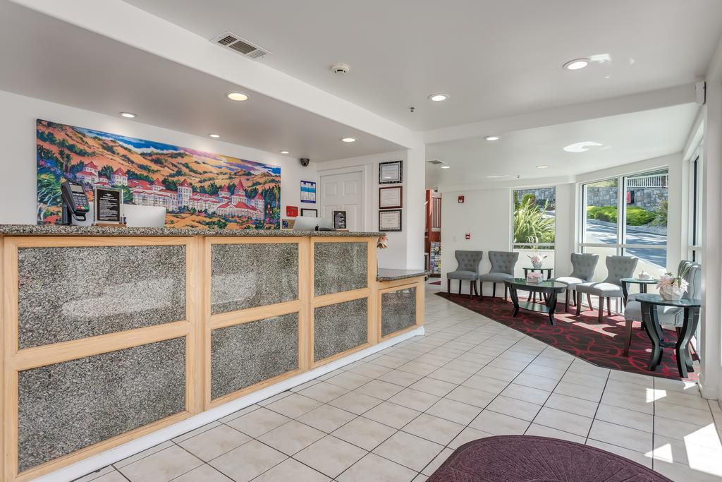 Pacifica Beach Hotel - thumb 3