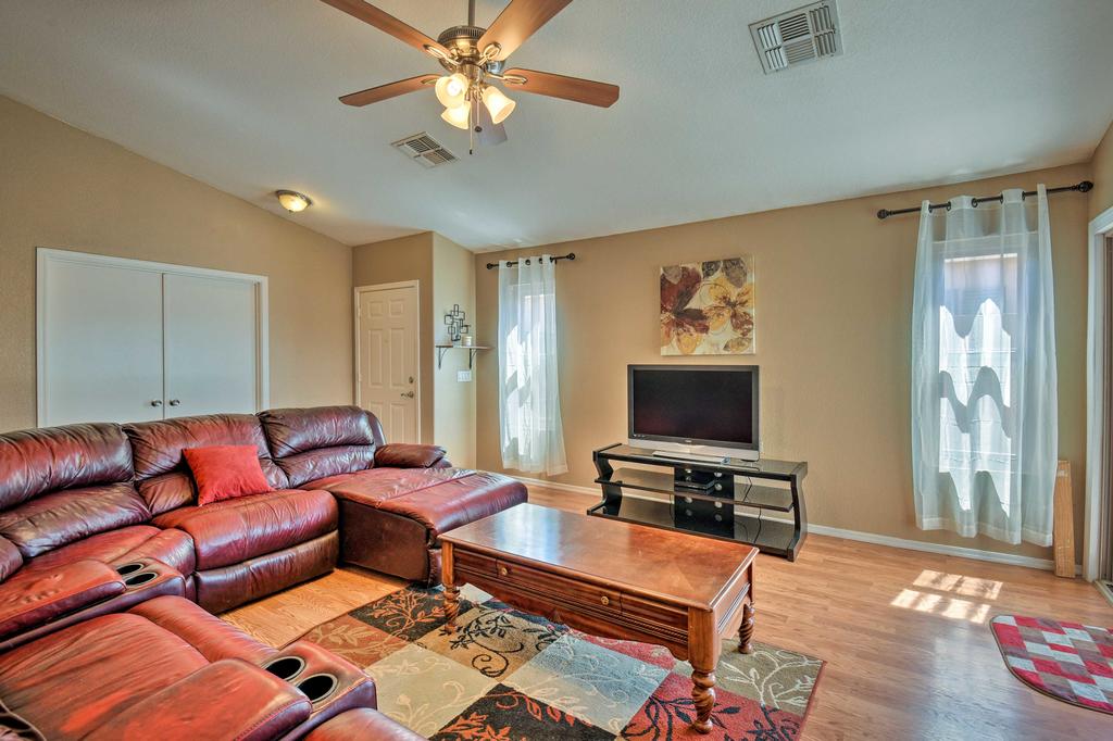 PHX Area Home Near Willow Creek And Peoria Complex! - thumb 3