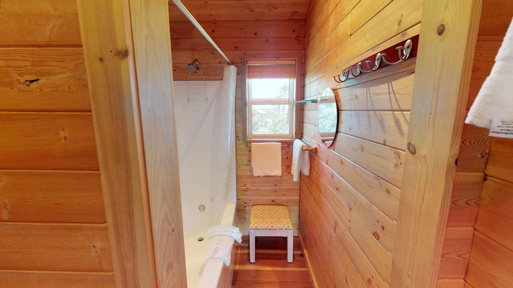 Pine Beach Retreat - thumb 0