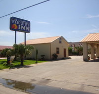 Pleasanton Executive Inn - Accommodation Rooms