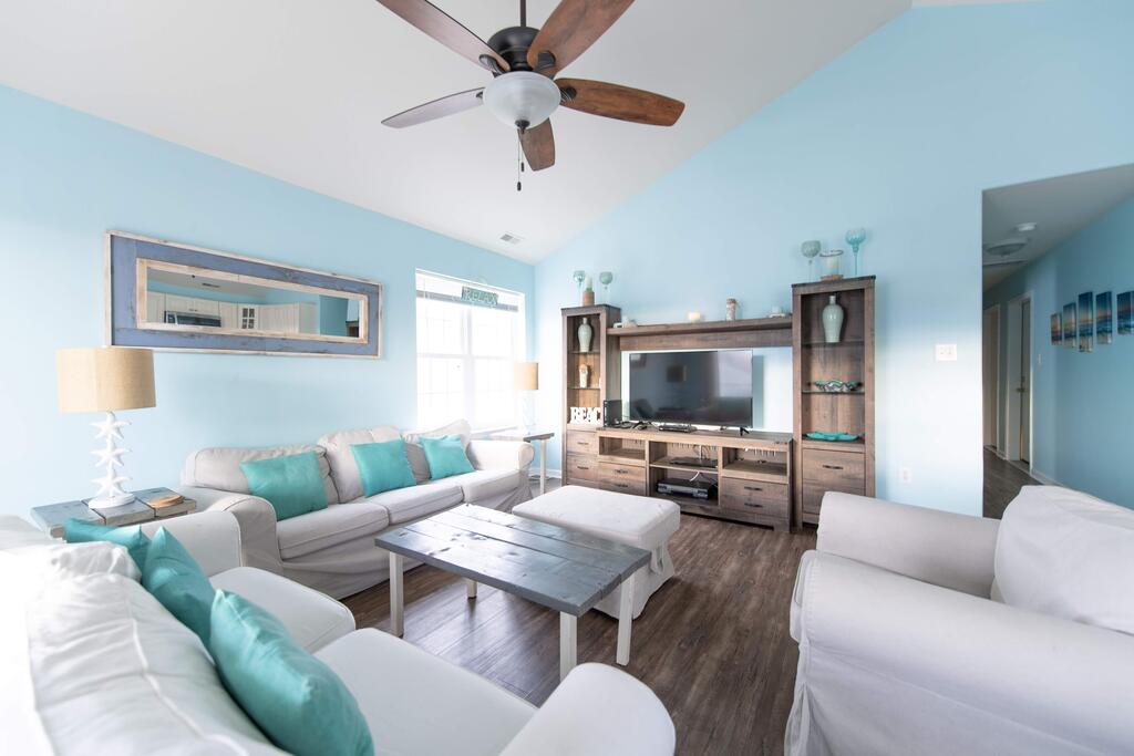 Poplar Ave - thumb 1