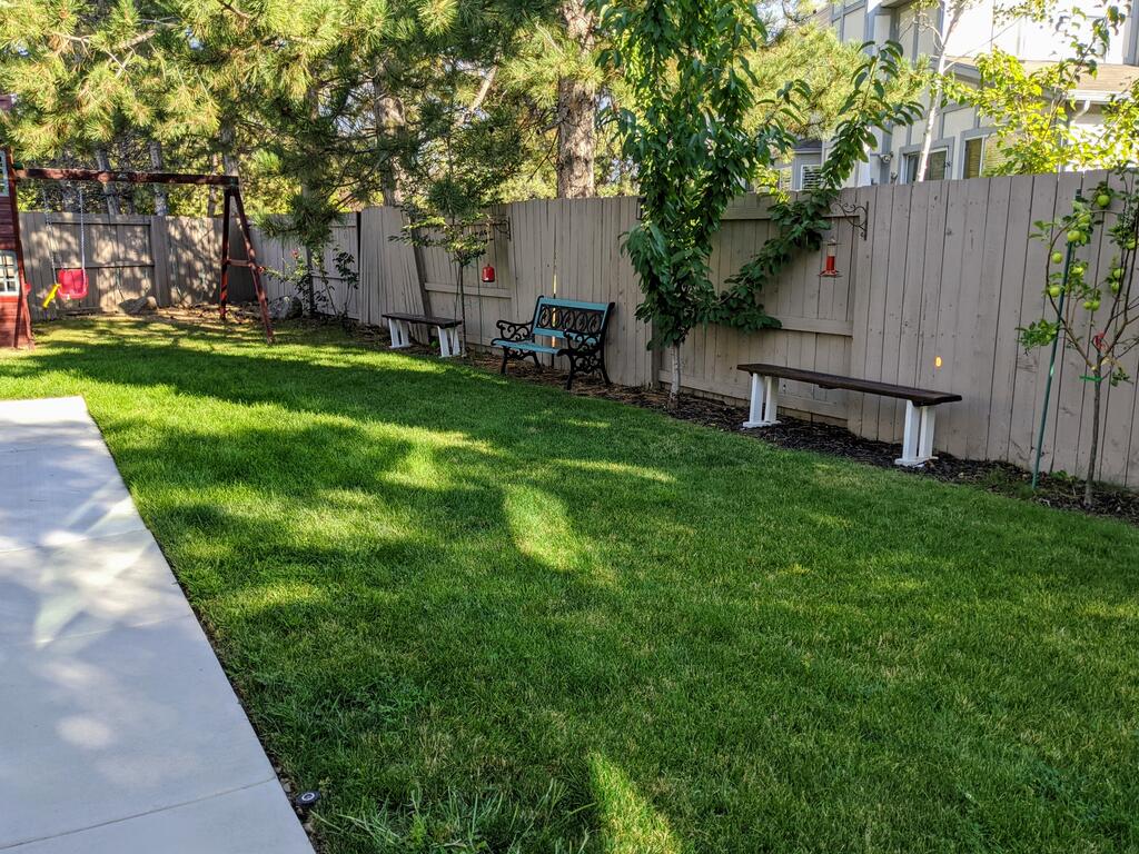 Private Apartment Suite Near World-class Skiing - thumb 0