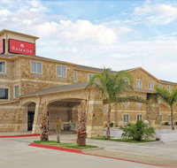 Ramada by Wyndham South Waco - Accommodation Rooms