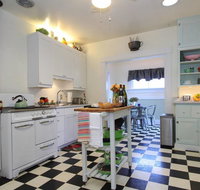 Retro Bungalow - Accommodation Rooms