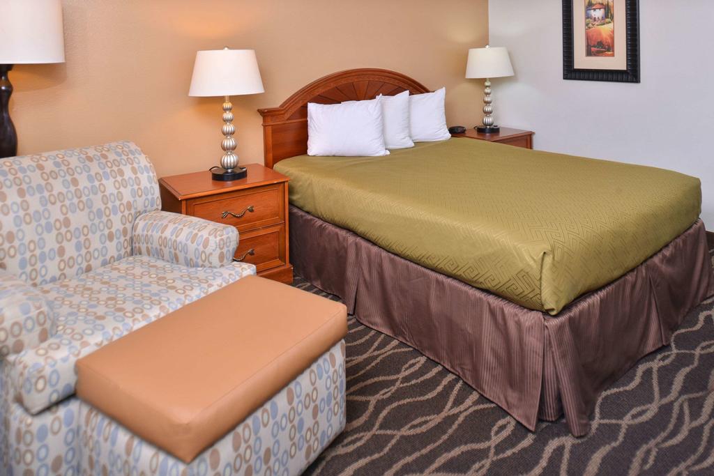 Rodeway Inn - thumb 3