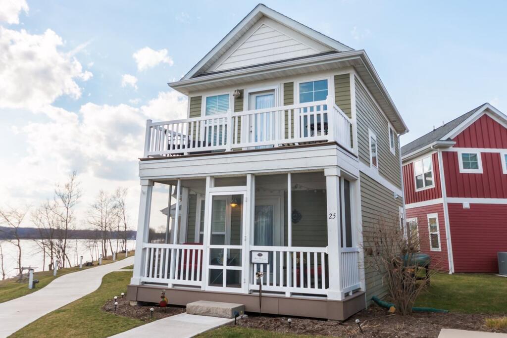 Rollin` On The River #25 - thumb 0