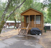 Russian River Camping Resort One-Bedroom Cabin 1 - Accommodation Rooms