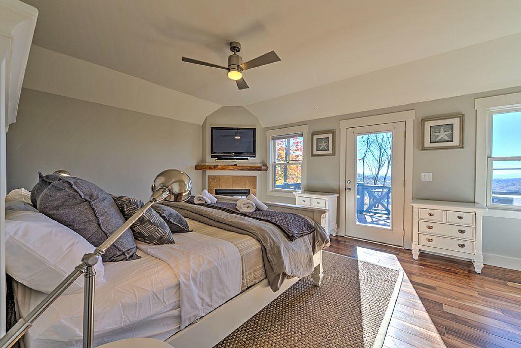 Sapphire Sky Home - thumb 1