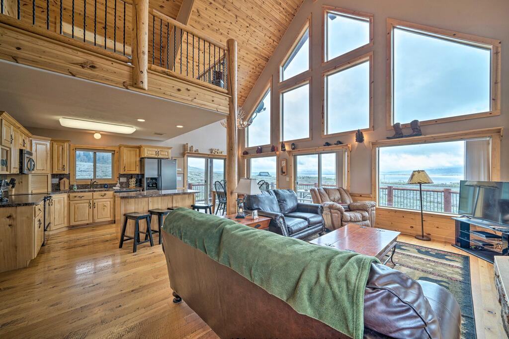 Secluded Mtn. Cabin: An Outdoor Lover's Dream - thumb 0