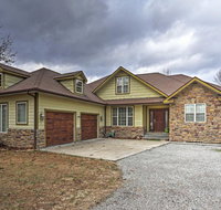 Shell Knob House with Hot Tub Canoe  Dock Access - Accommodation Rooms