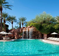 Sheraton Desert Oasis - Accommodation Rooms