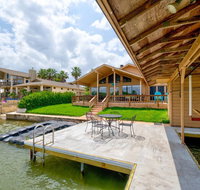 Splash Time! 4BR Lake LBJ Waterfront w/ boat dock - Accommodation Rooms
