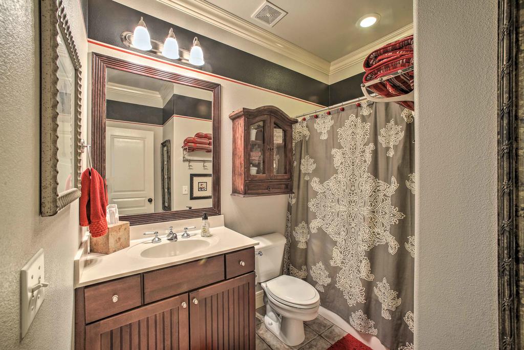 Springdale House With Deck, Fire Pit & Playset! - thumb 3