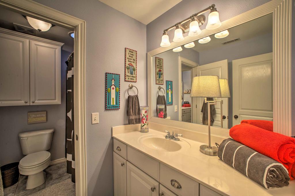 Springdale House With Deck, Fire Pit & Playset! - thumb 2