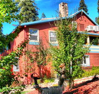 Strawberry Inn - Accommodation Rooms