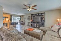 Sun City House with Country Club Amenities on 6th Tee Accommodation Rooms