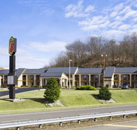 Super 8 by Wyndham Fort Chiswell Wytheville Area - Accommodation Rooms