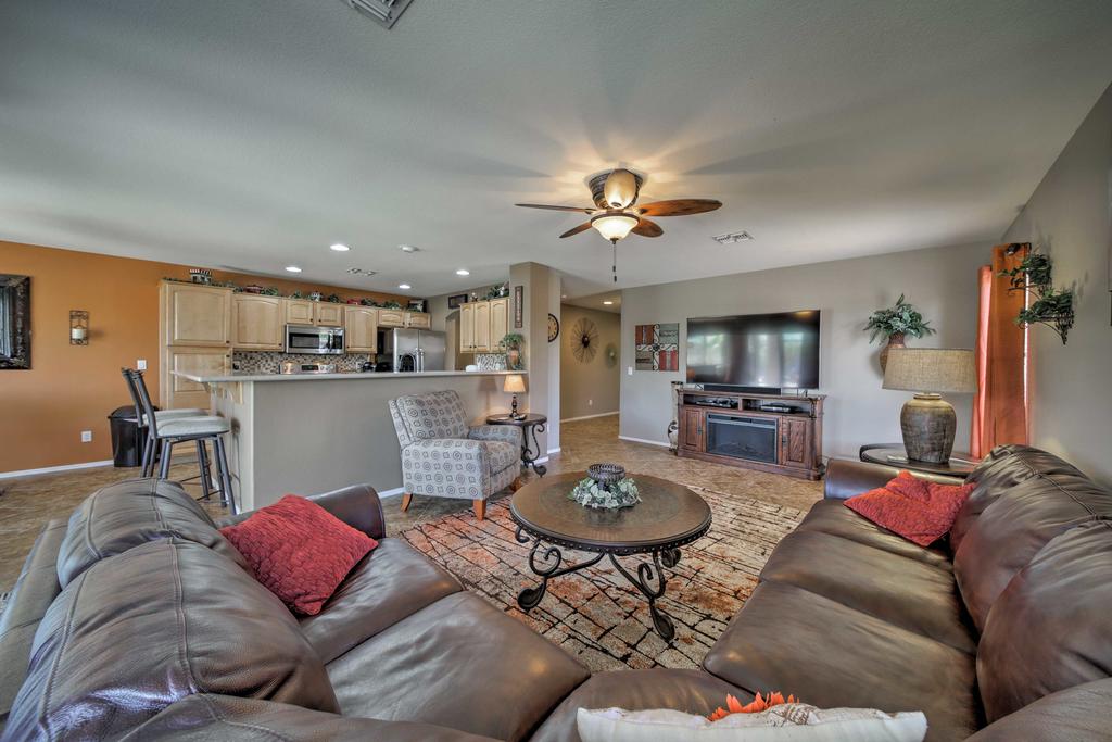 Surprise Family House With Resort-Style Yard And Pool! - thumb 3