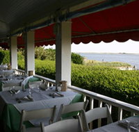 The Inn Spot on The Bay - Accommodation Rooms